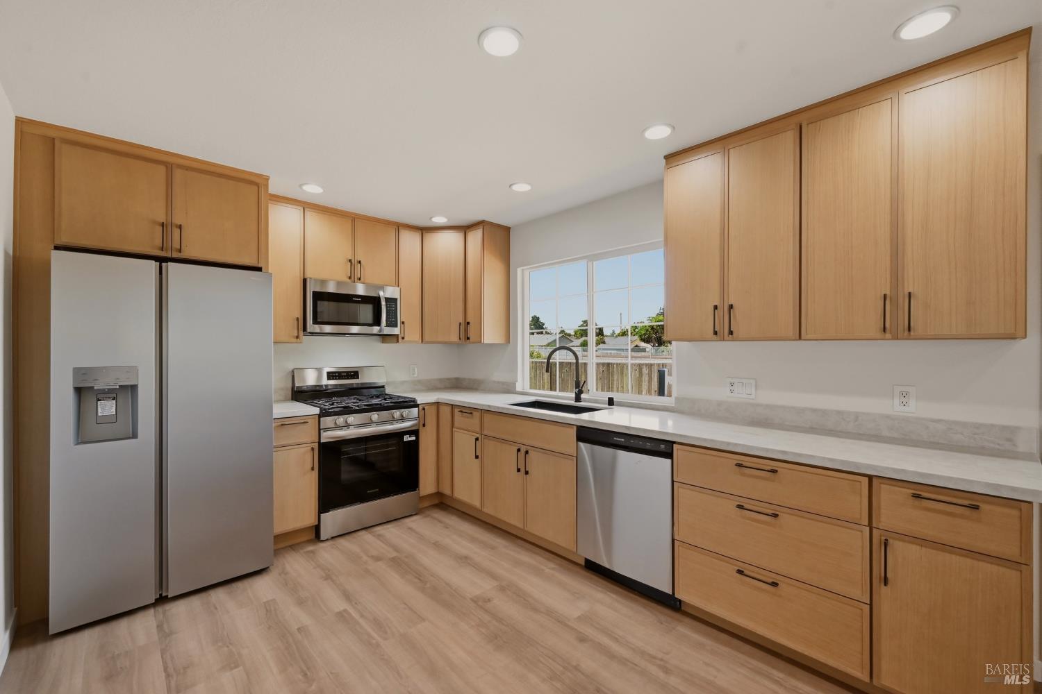 7365 Coral Court Rohnert Park CA 94928