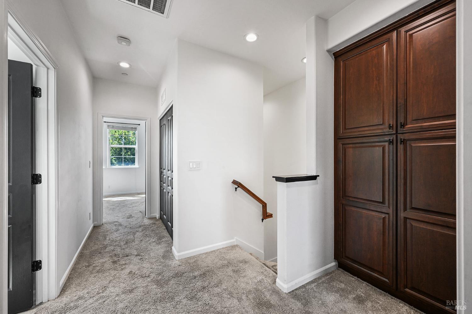 983 Aston Circle Santa Rosa CA 95404