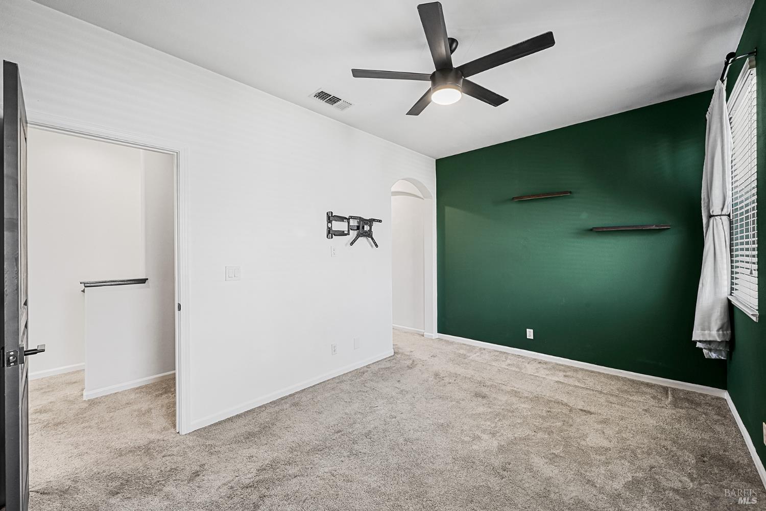983 Aston Circle Santa Rosa CA 95404
