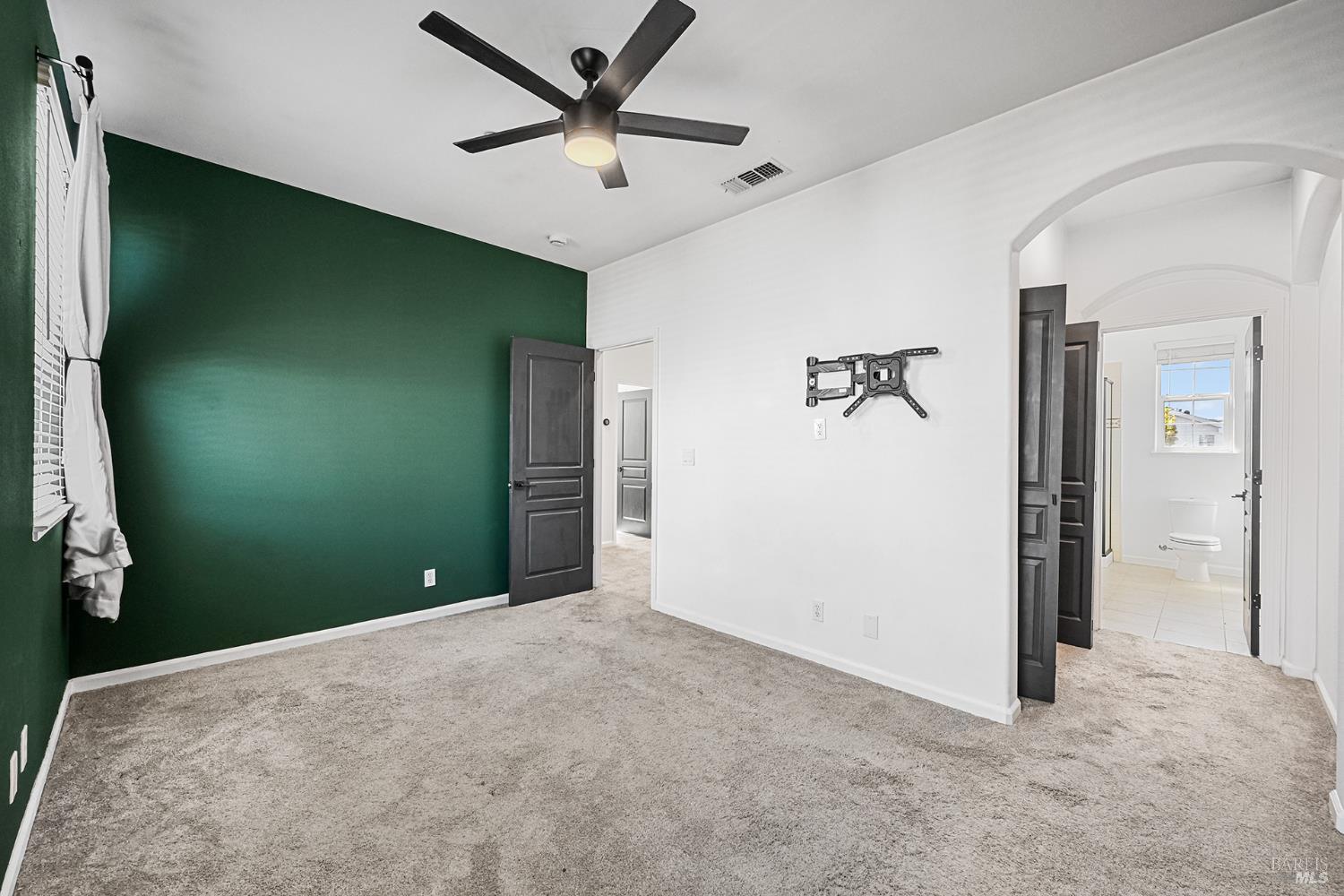 983 Aston Circle Santa Rosa CA 95404