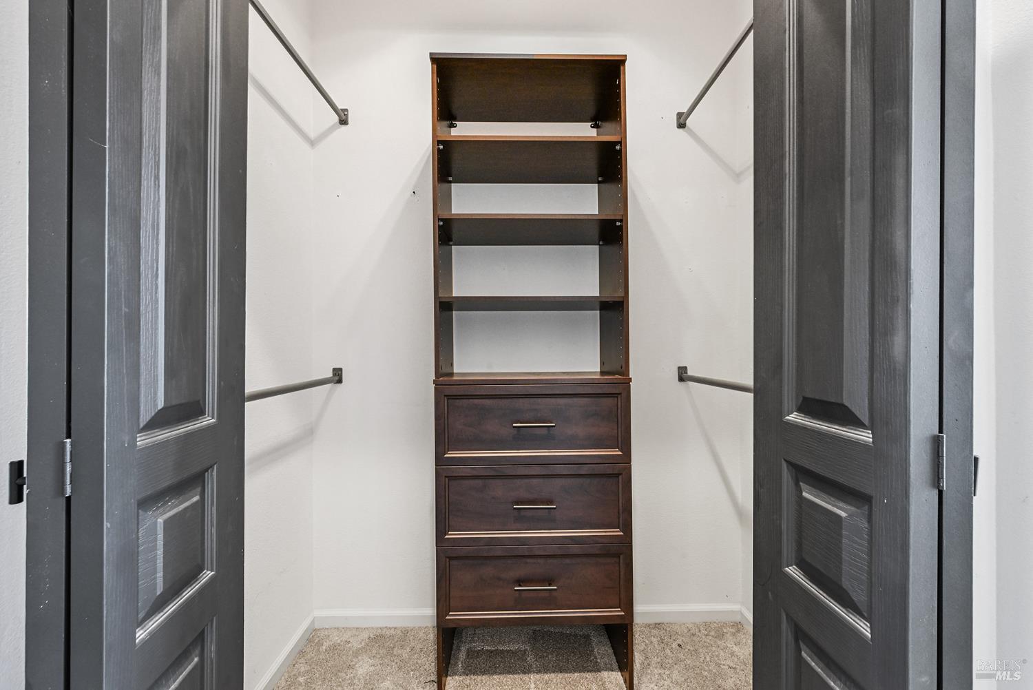 983 Aston Circle Santa Rosa CA 95404