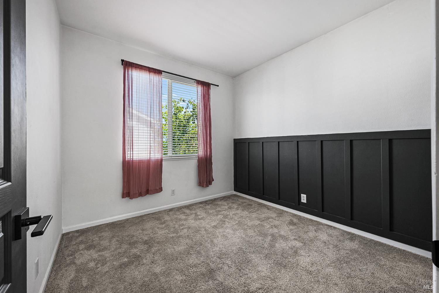 983 Aston Circle Santa Rosa CA 95404