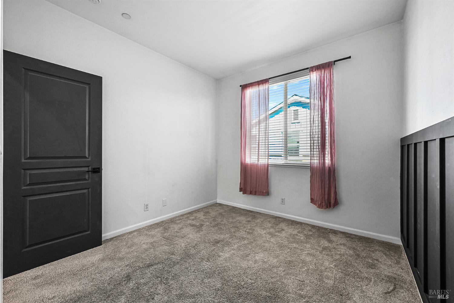 983 Aston Circle Santa Rosa CA 95404