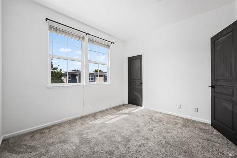 983 Aston Circle Santa Rosa CA 95404