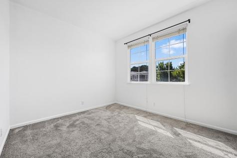 983 Aston Circle Santa Rosa CA 95404
