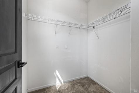 983 Aston Circle Santa Rosa CA 95404