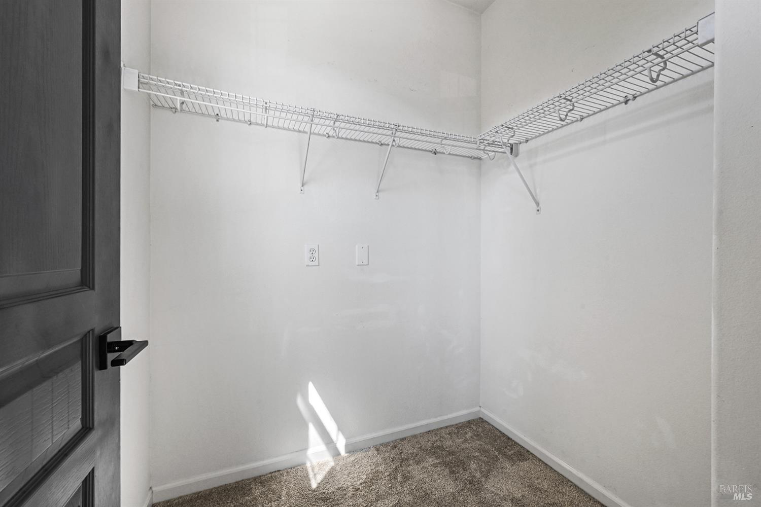 983 Aston Circle Santa Rosa CA 95404
