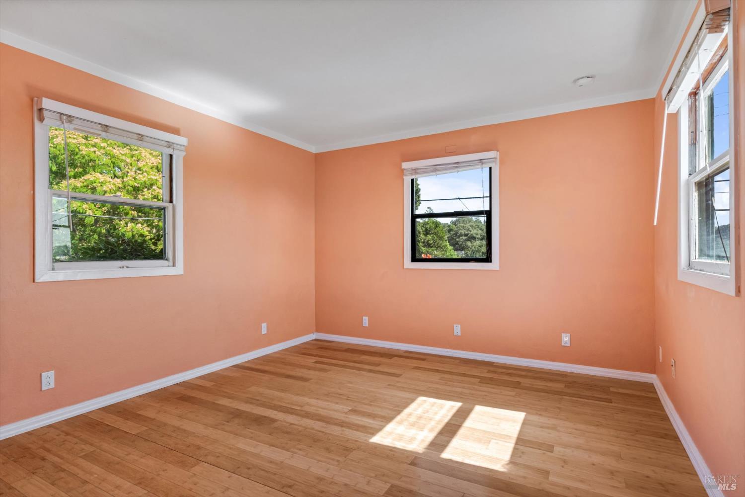 308 E Berna Avenue Napa CA 94559