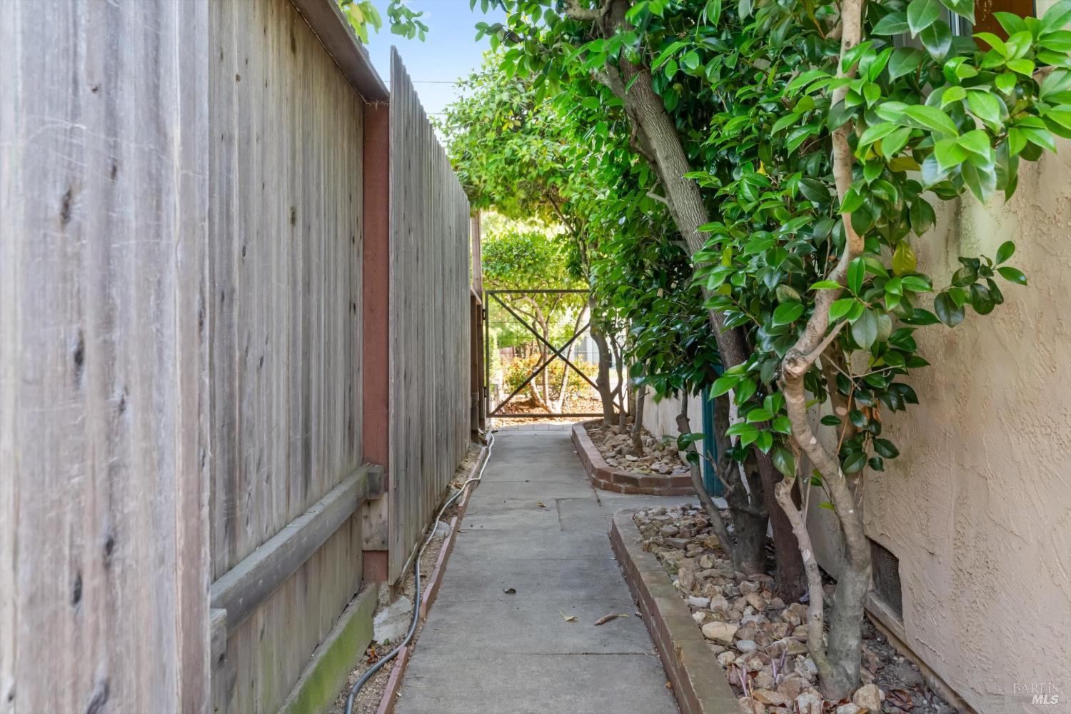 308 E Berna Avenue Napa CA 94559