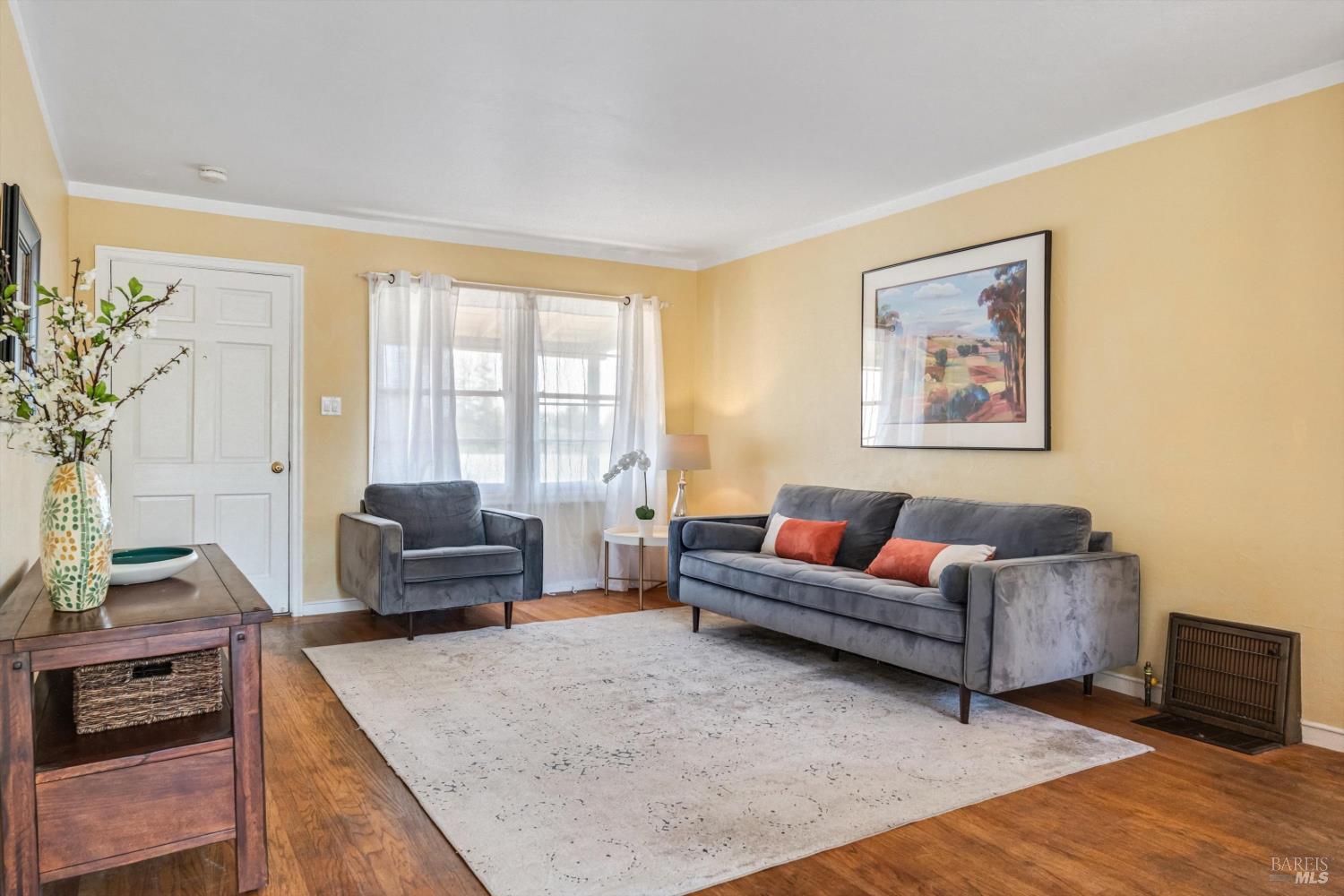 308 E Berna Avenue Napa CA 94559