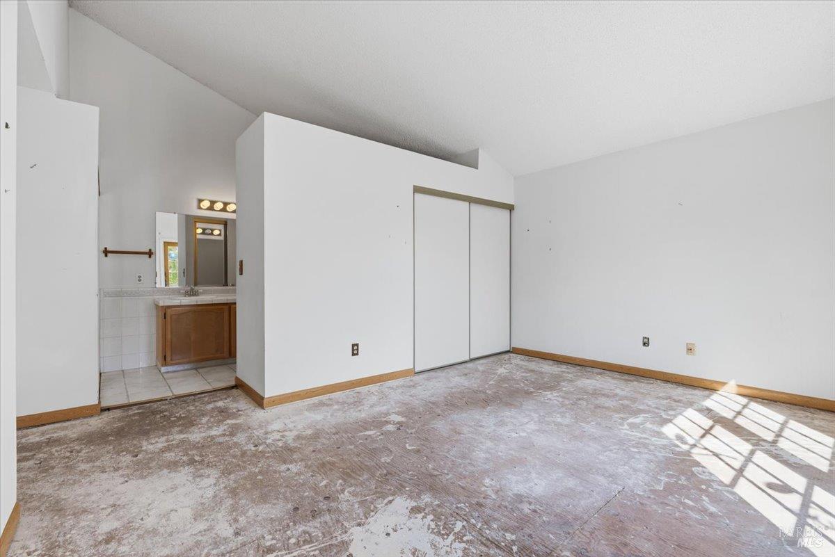 1698 Randon Way Santa Rosa CA 95403