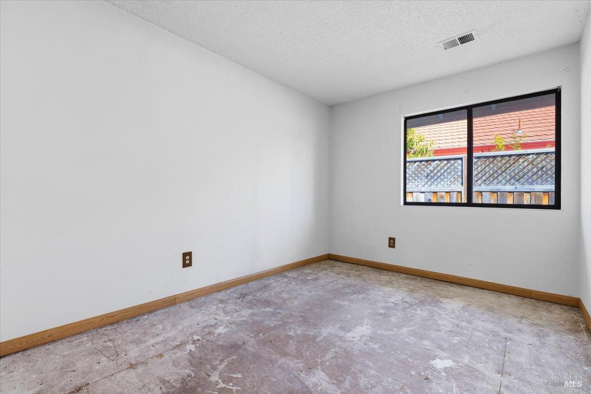 1698 Randon Way Santa Rosa CA 95403