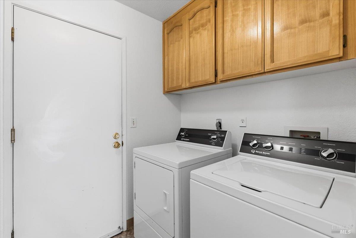 1698 Randon Way Santa Rosa CA 95403