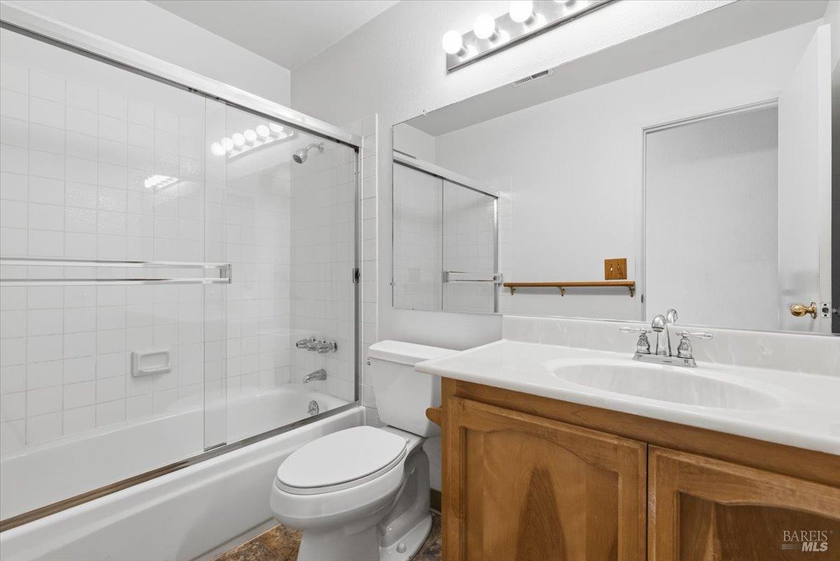 1698 Randon Way Santa Rosa CA 95403
