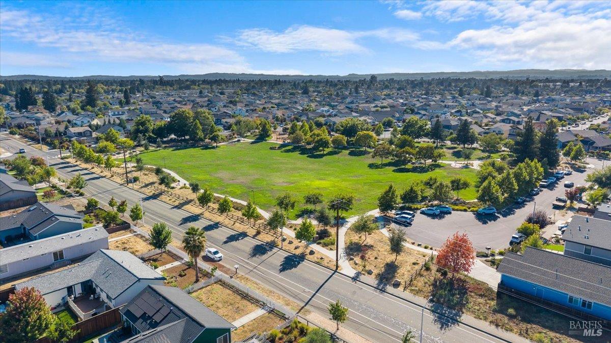 1698 Randon Way Santa Rosa CA 95403