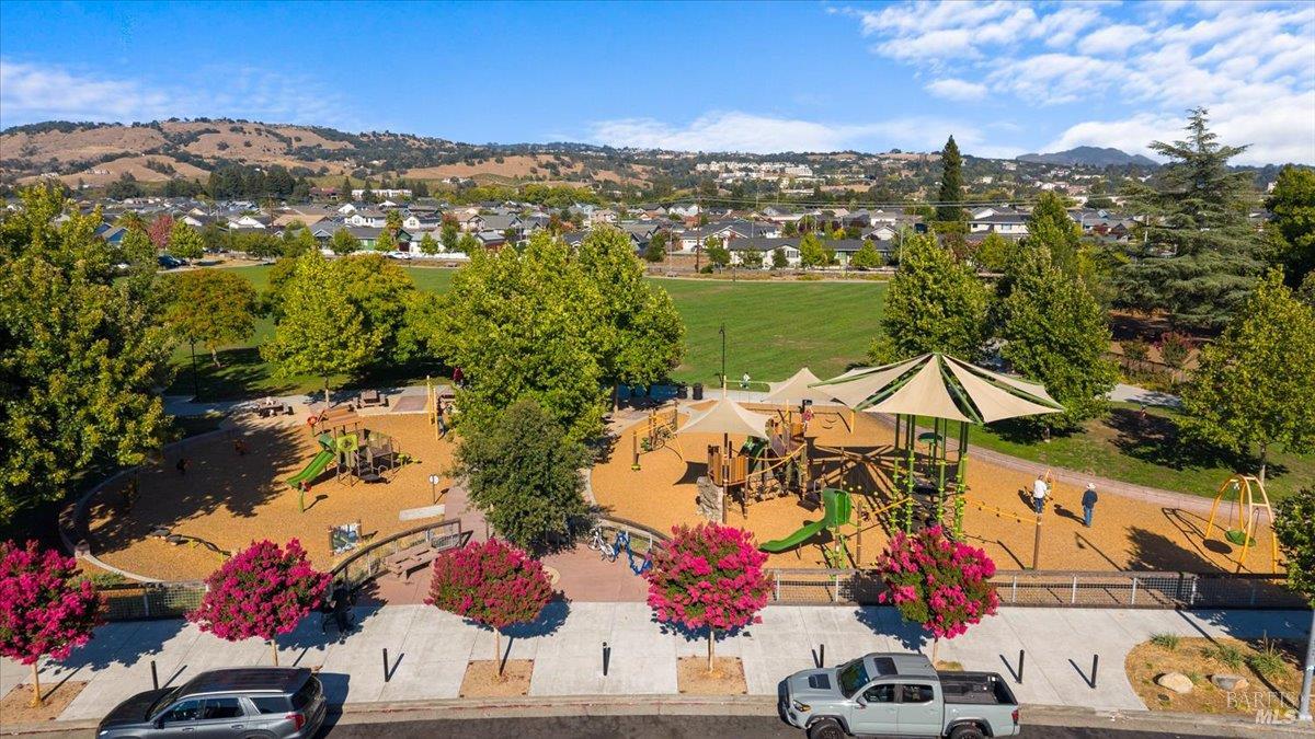 1698 Randon Way Santa Rosa CA 95403