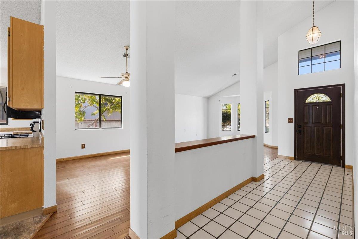 1698 Randon Way Santa Rosa CA 95403