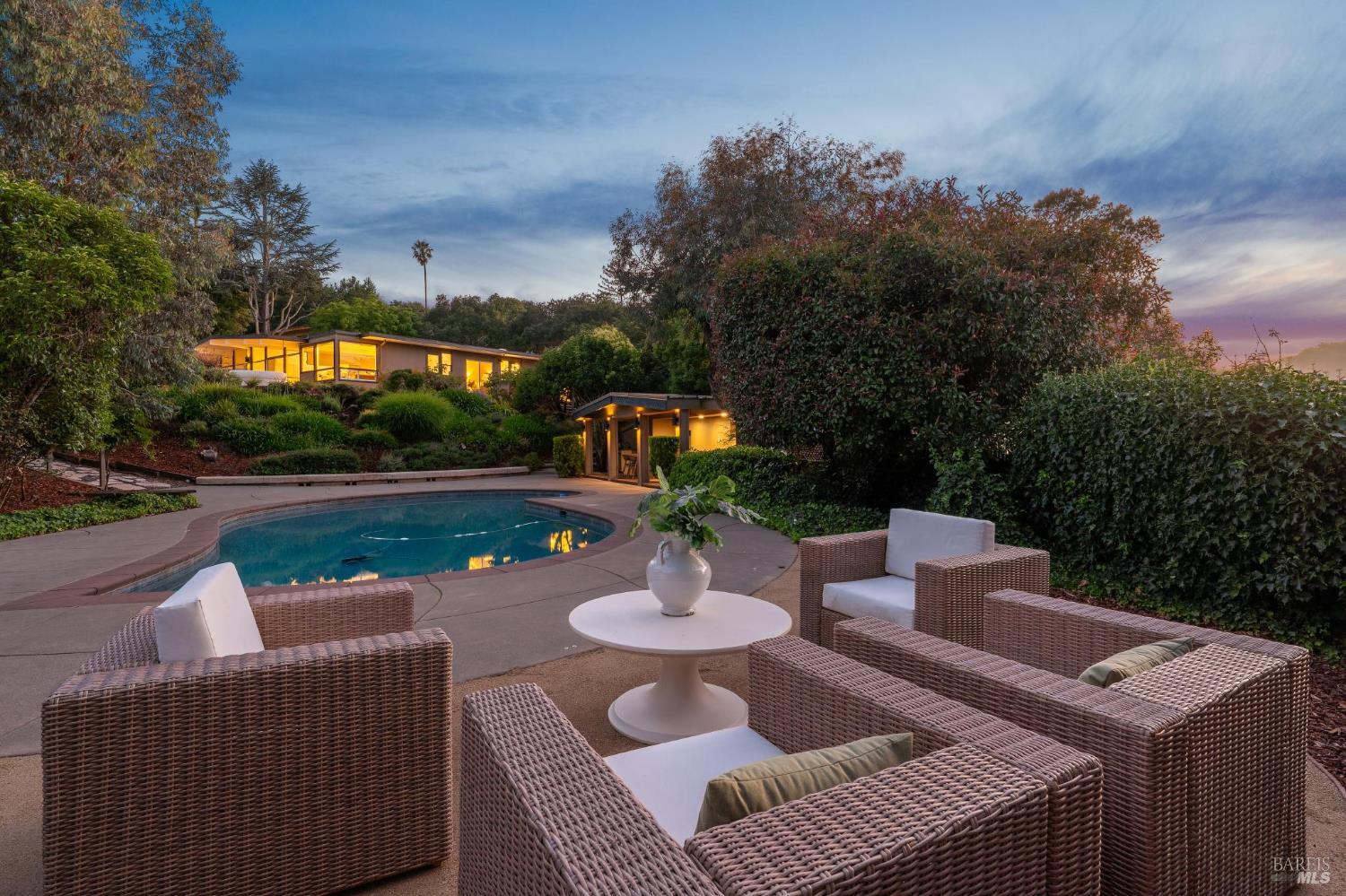 748 Beechnut Court San Rafael CA 94903