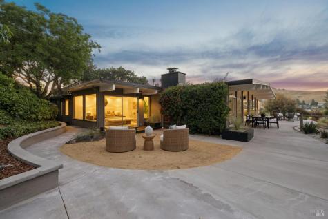 748 Beechnut Court San Rafael CA 94903