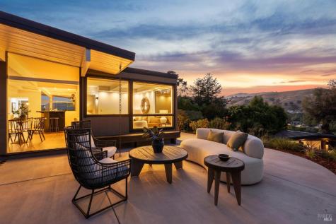 748 Beechnut Court San Rafael CA 94903