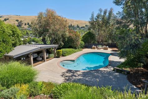 748 Beechnut Court San Rafael CA 94903