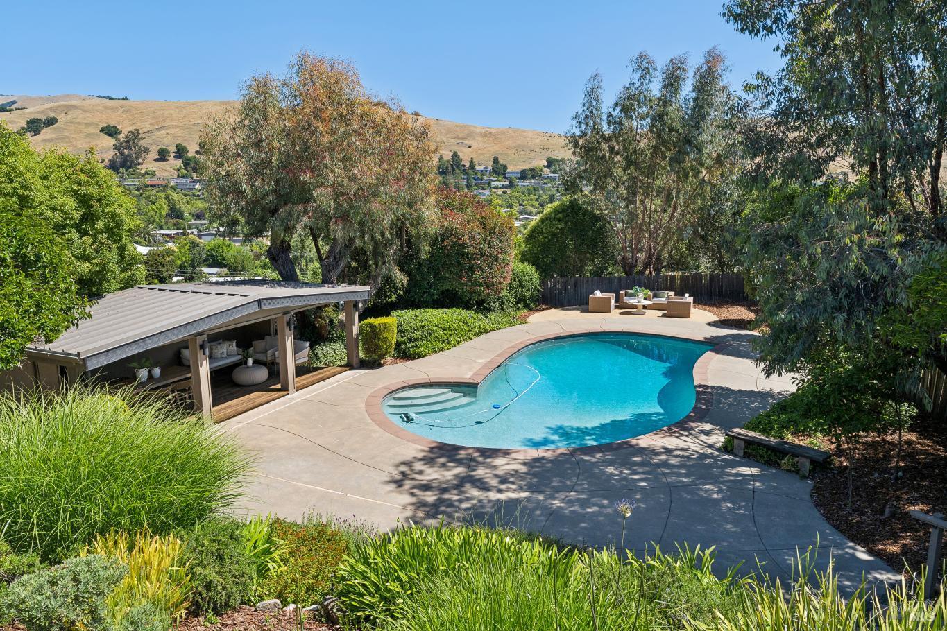 748 Beechnut Court San Rafael CA 94903