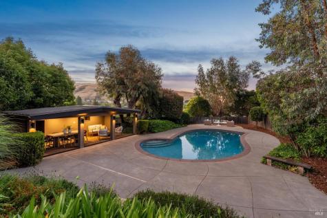748 Beechnut Court San Rafael CA 94903