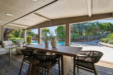 748 Beechnut Court San Rafael CA 94903