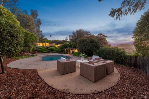 748 Beechnut Court San Rafael CA 94903