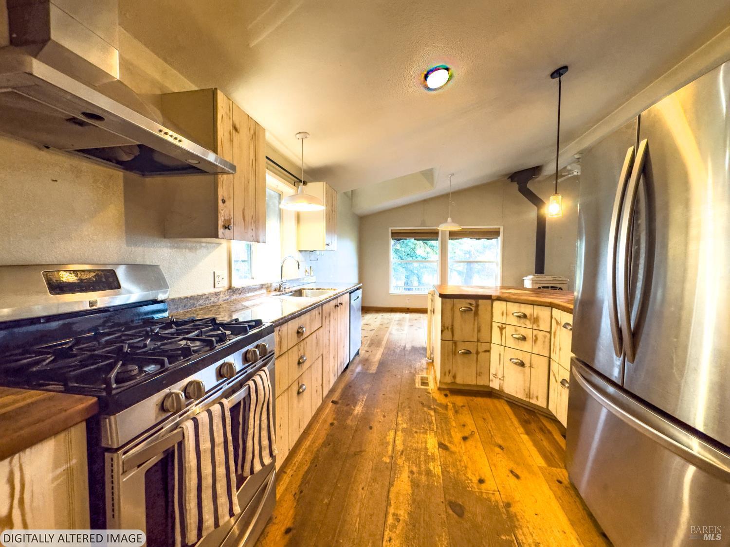 14475 Poonkinney Road Dos Rios CA 95429