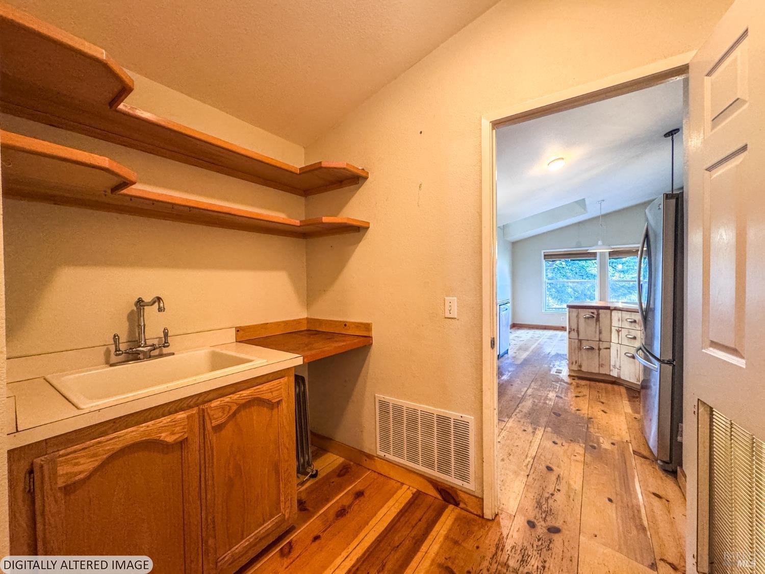 14475 Poonkinney Road Dos Rios CA 95429