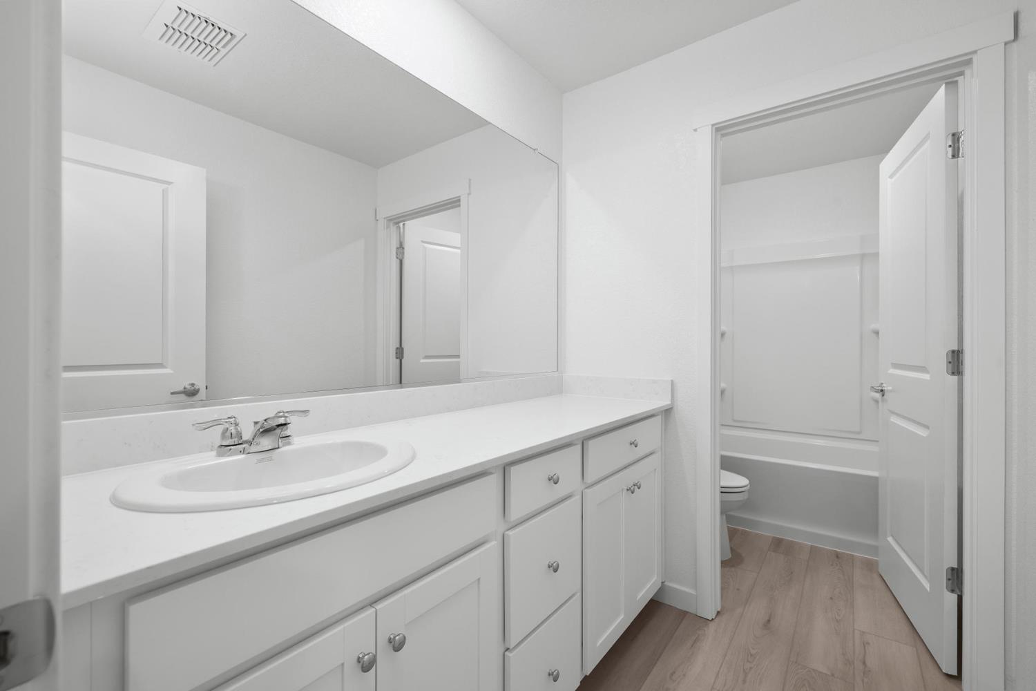 820 Helmsley Lane Patterson CA 95363