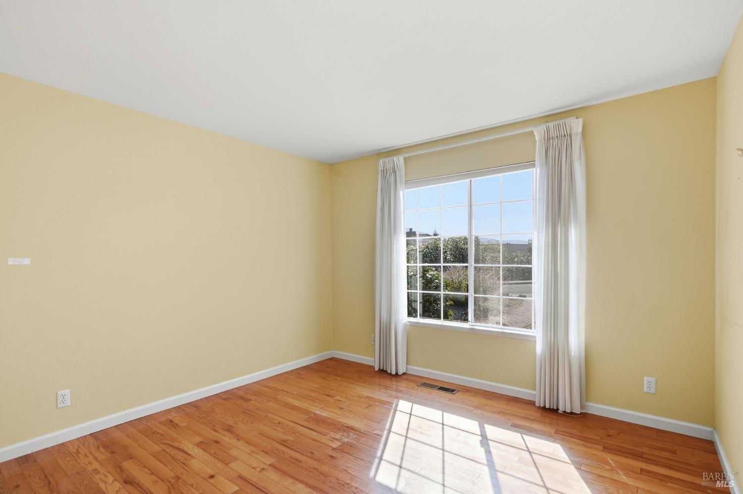 407 Woodley Place Santa Rosa CA 95409