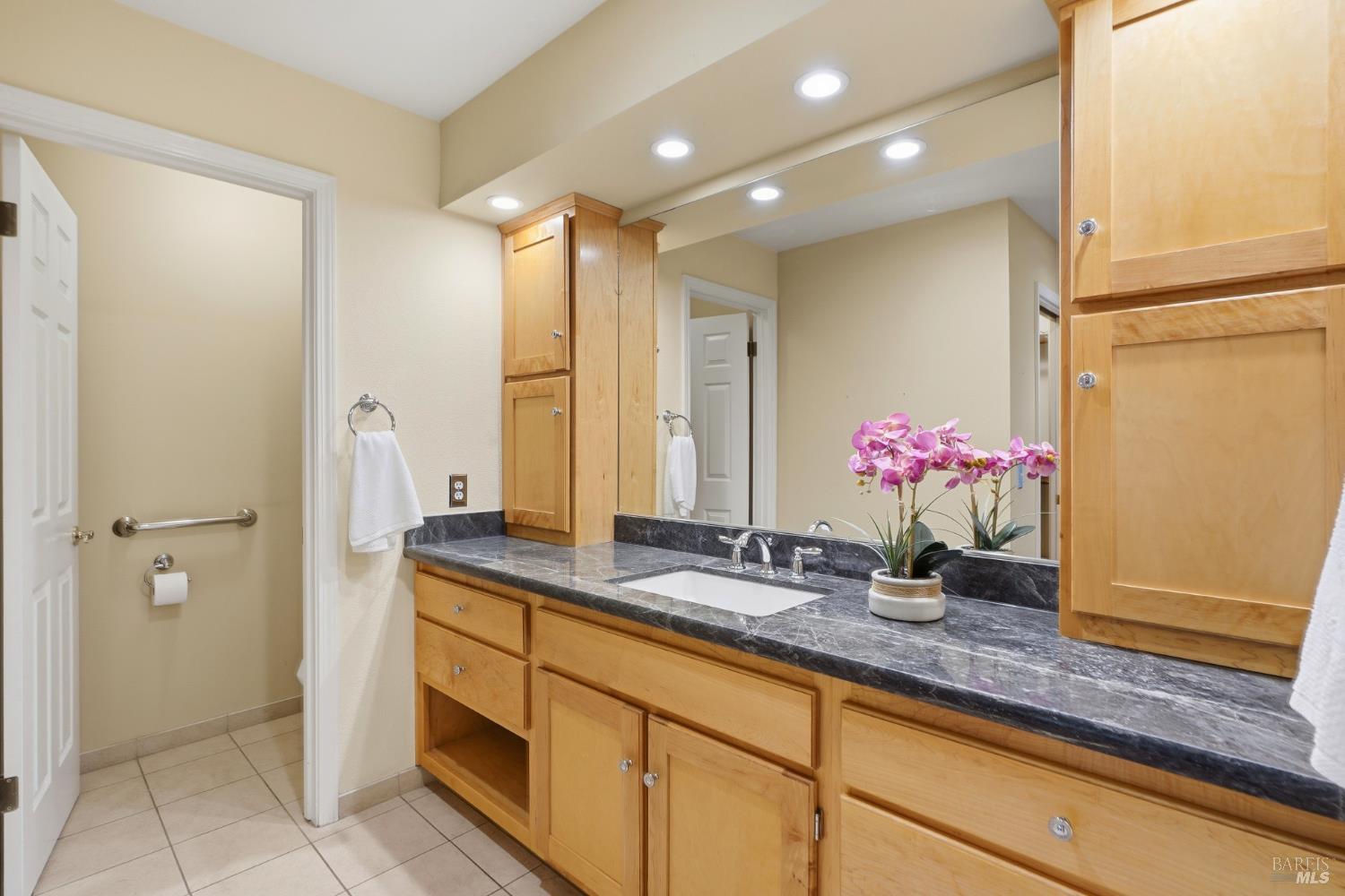 407 Woodley Place Santa Rosa CA 95409