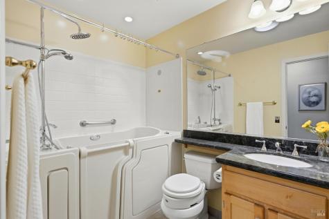 407 Woodley Place Santa Rosa CA 95409