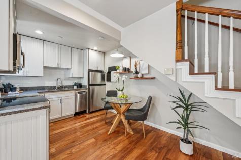 384 Pine Hill Road Mill Valley CA 94941