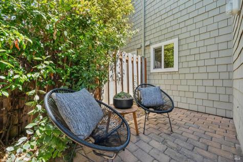384 Pine Hill Road Mill Valley CA 94941