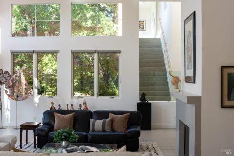 942 Country Club Lane Sonoma CA 95476