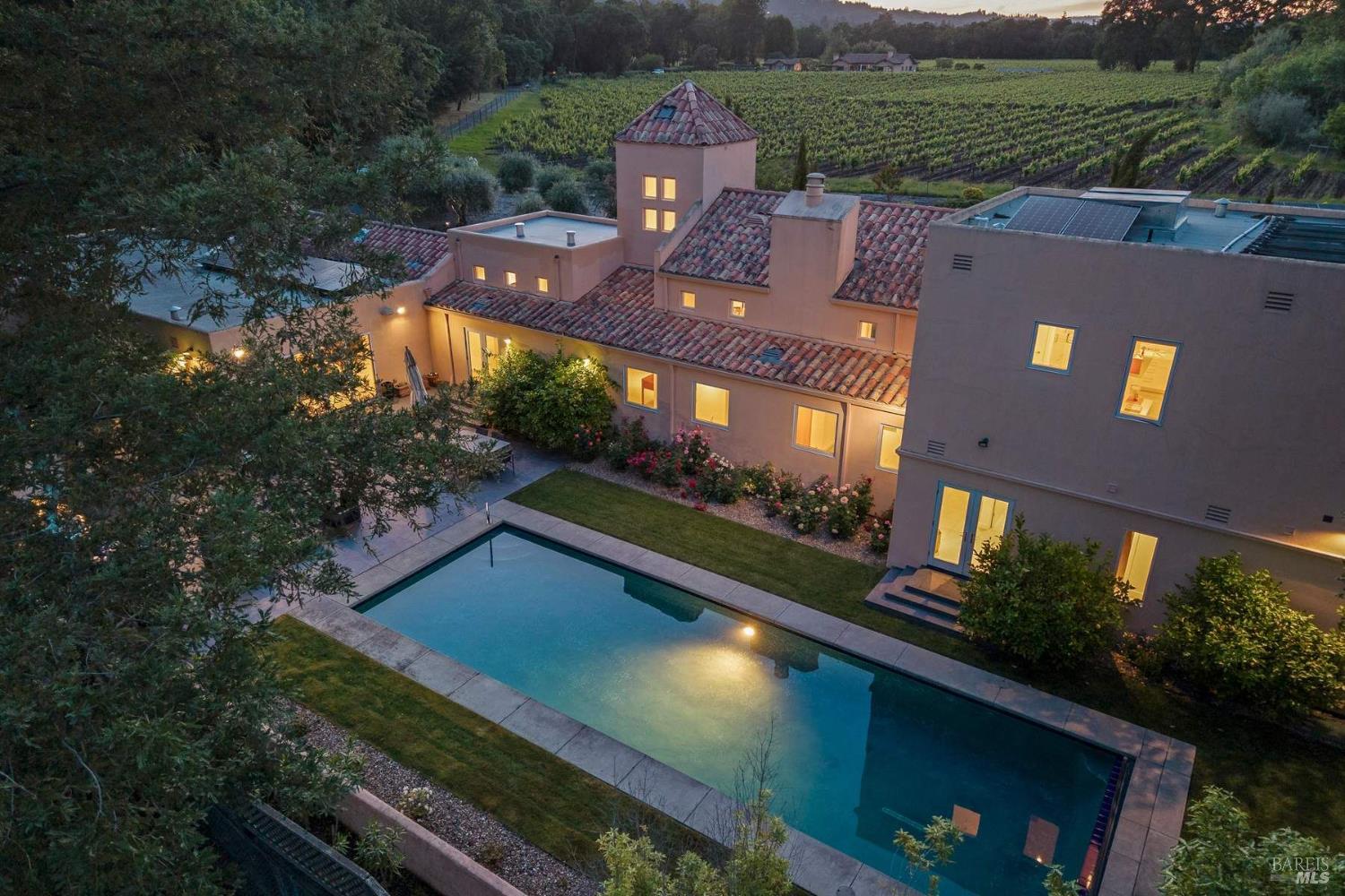 942 Country Club Lane Sonoma CA 95476