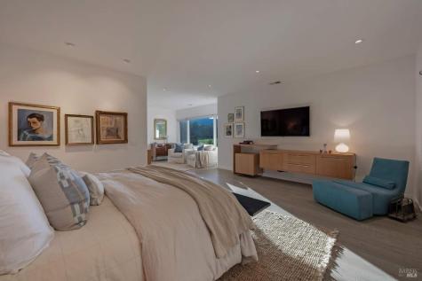 942 Country Club Lane Sonoma CA 95476