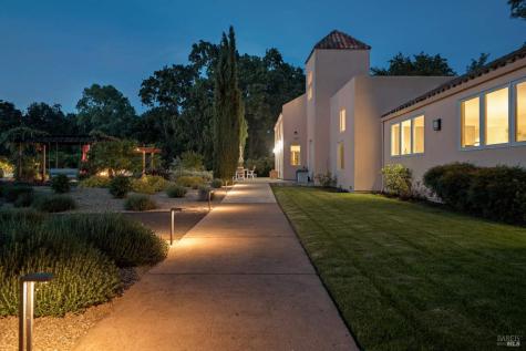 942 Country Club Lane Sonoma CA 95476