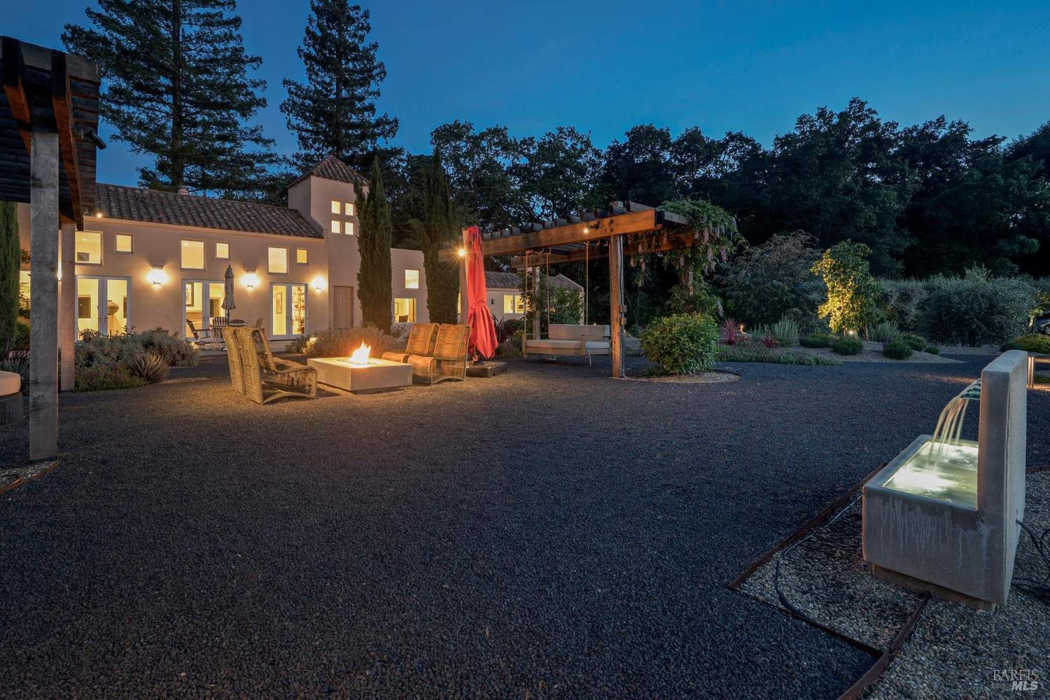 942 Country Club Lane Sonoma CA 95476