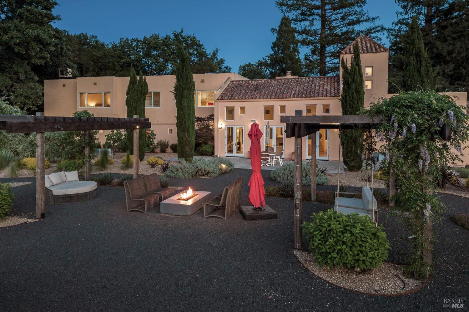 942 Country Club Lane Sonoma CA 95476