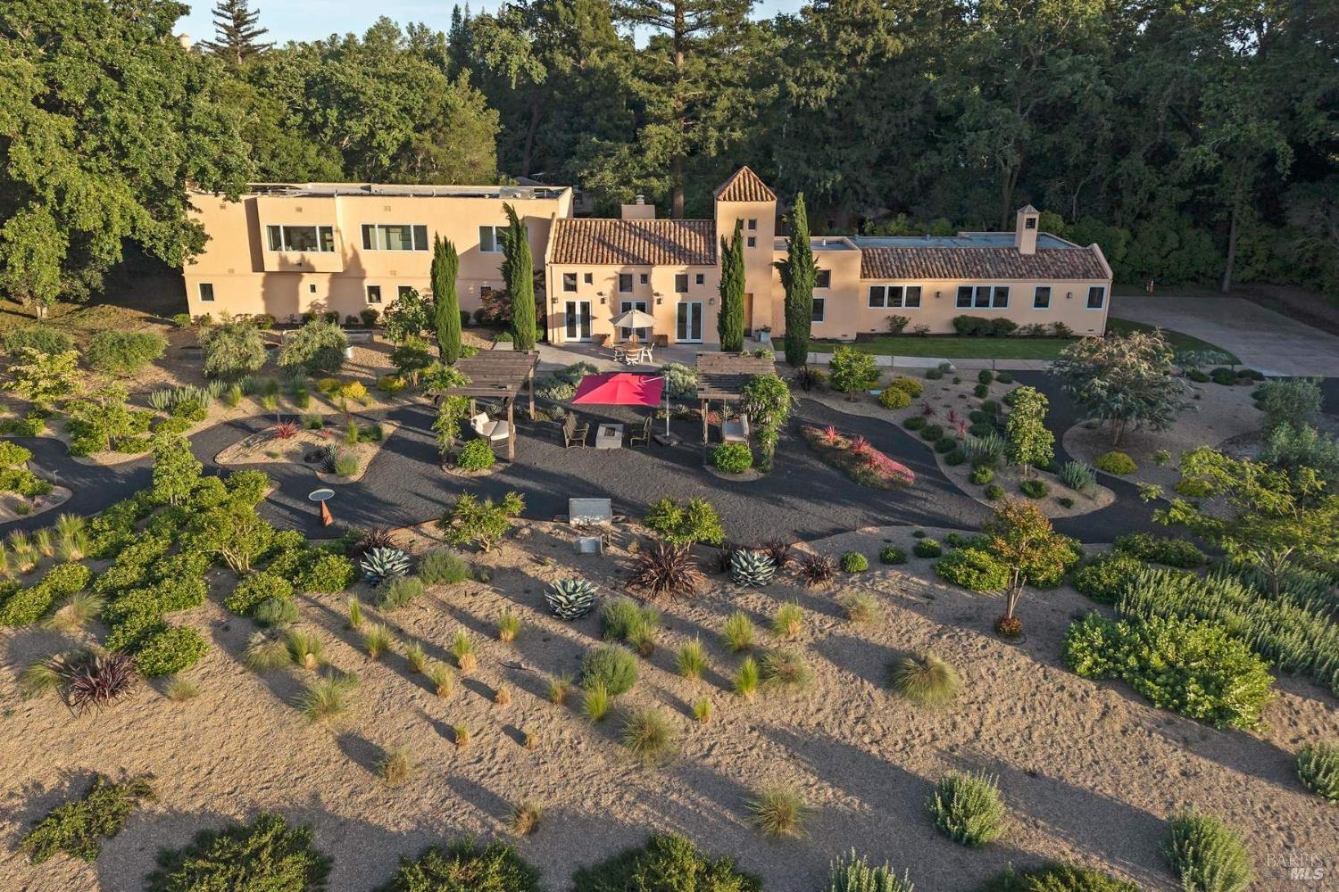 942 Country Club Lane Sonoma CA 95476