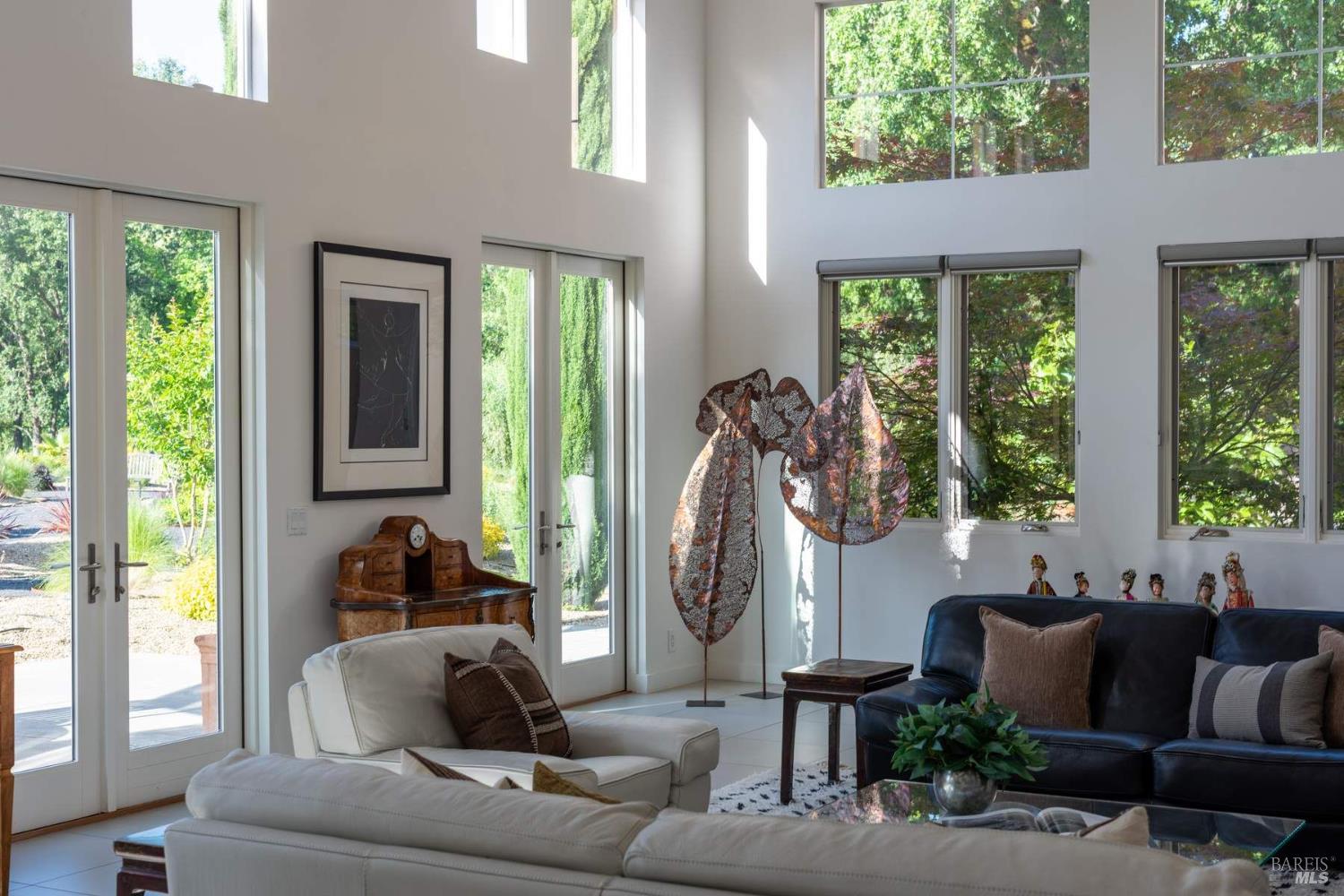 942 Country Club Lane Sonoma CA 95476