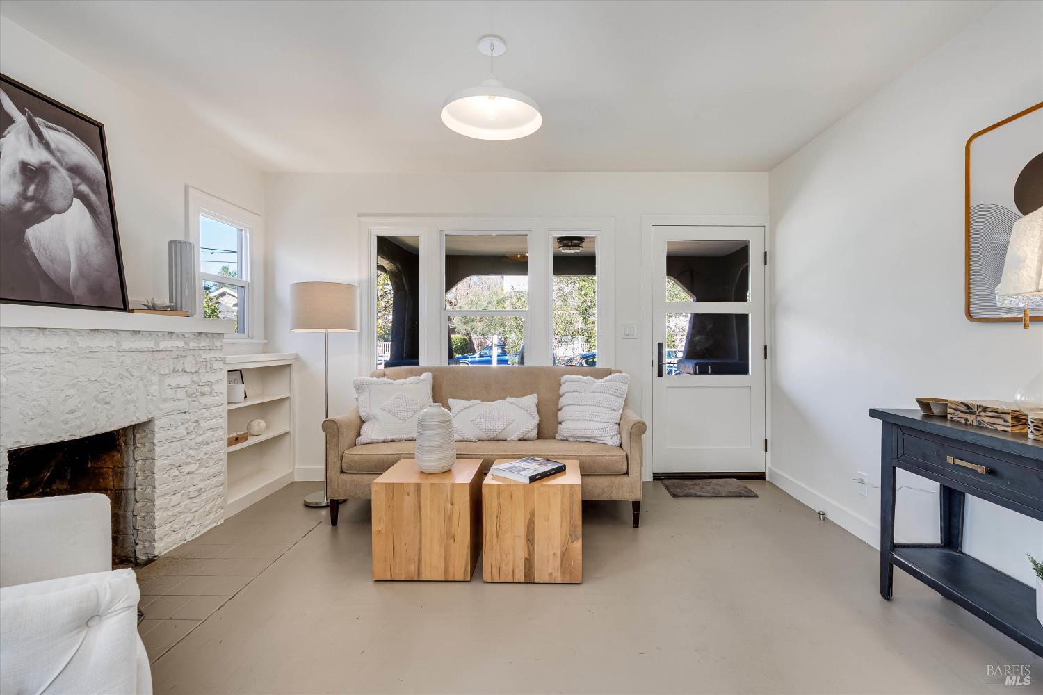 945 Brown Street St. Helena CA 94574