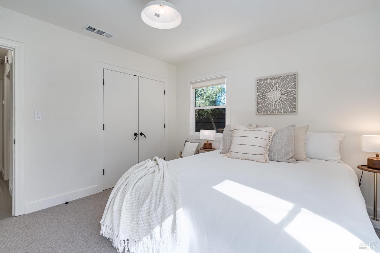 945 Brown Street St. Helena CA 94574