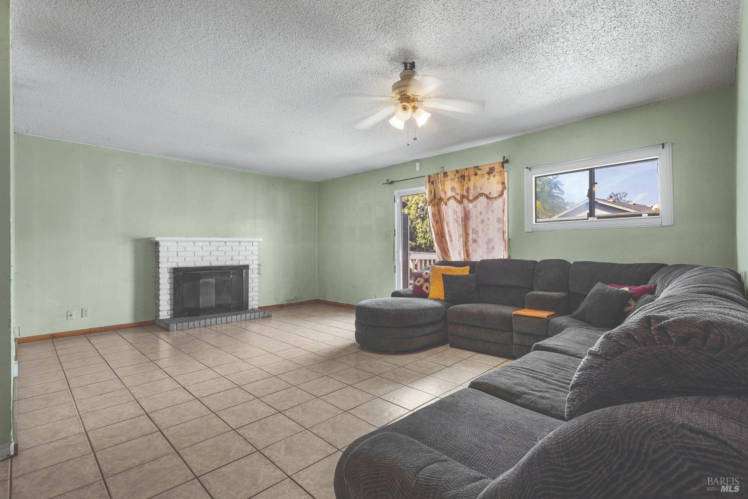 2615 Mohawk Street Santa Rosa CA 95403