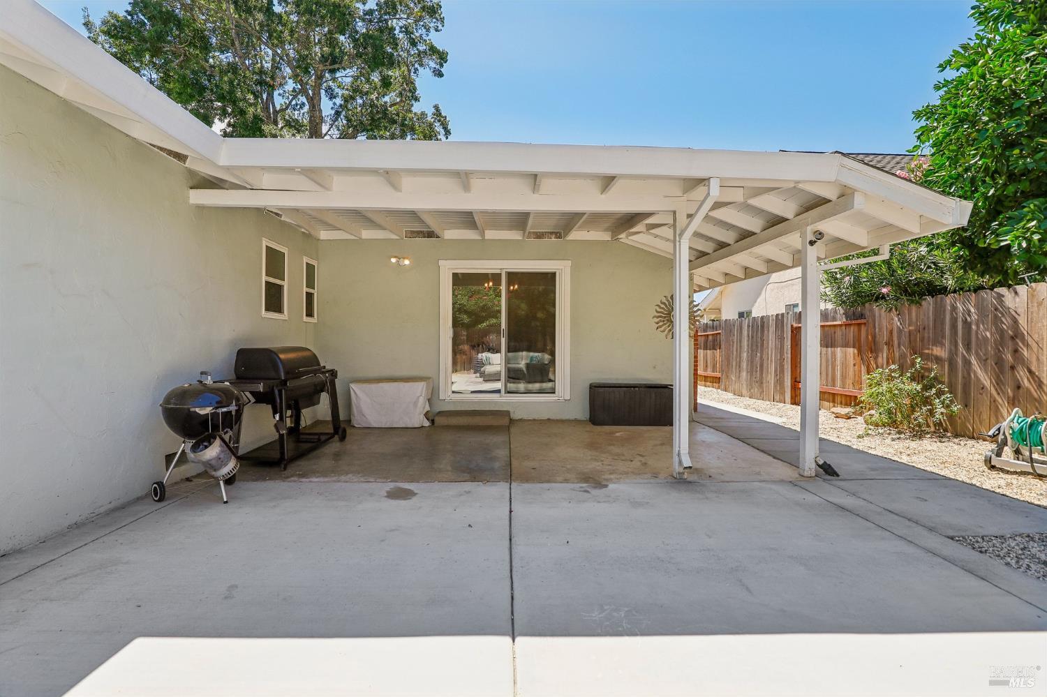106 Anita Court Vacaville CA 95688