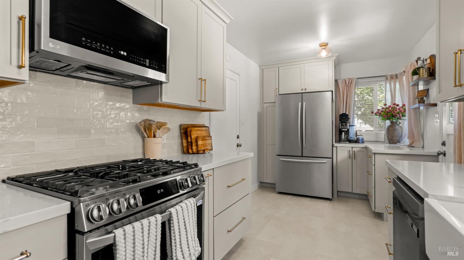 536 Minahen Street Napa CA 94559
